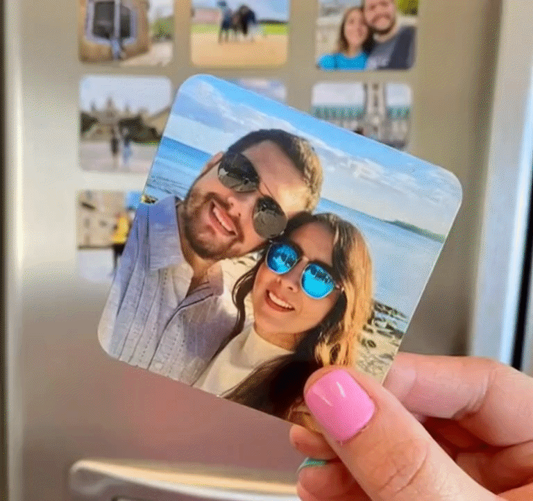 Magnet Frame Demo